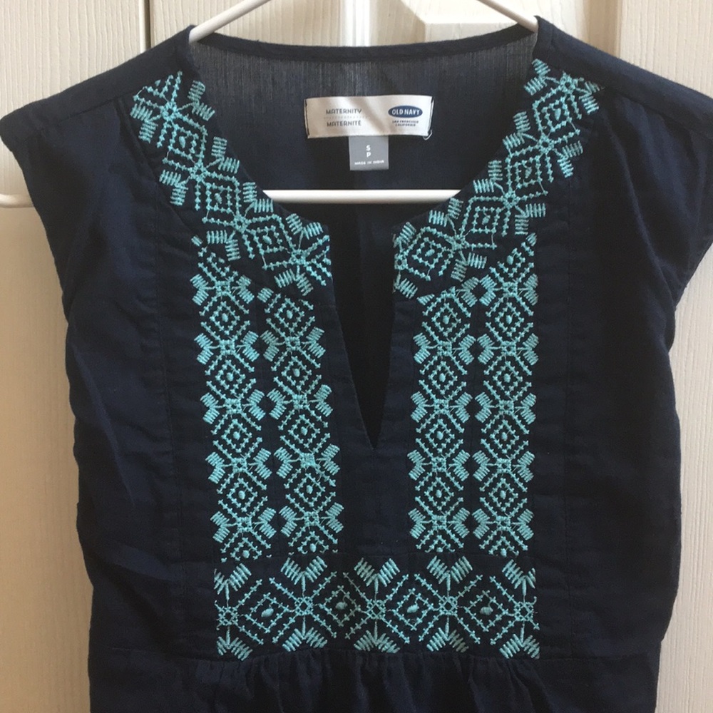 Old Navy sleeveless tank.